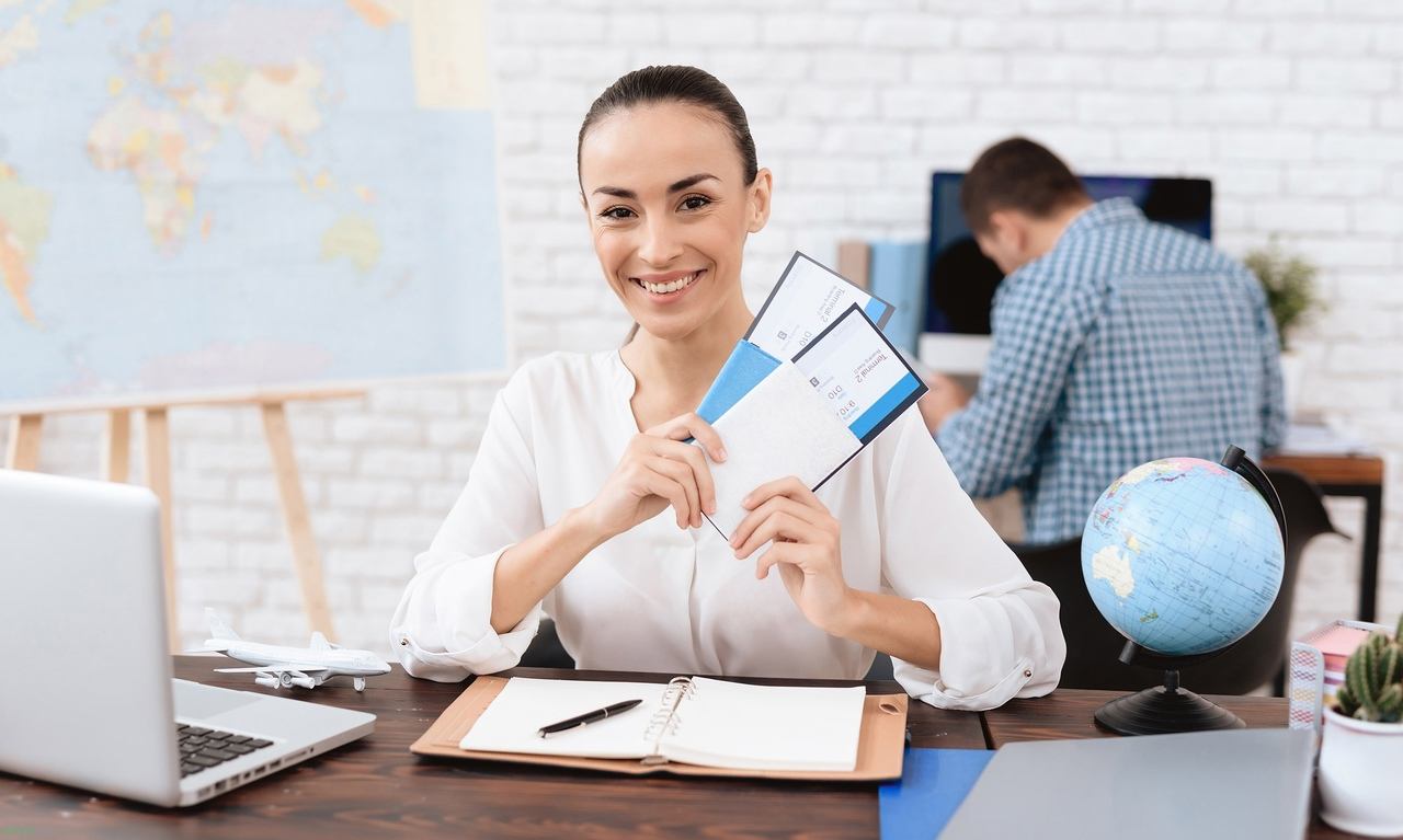 First Command : Tailored Travel Experiences for You